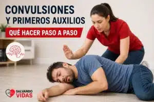 Primeros auxilios ante una convulsión: actuación paso a paso durante una crisis epiléptica y cuidados posteriores.